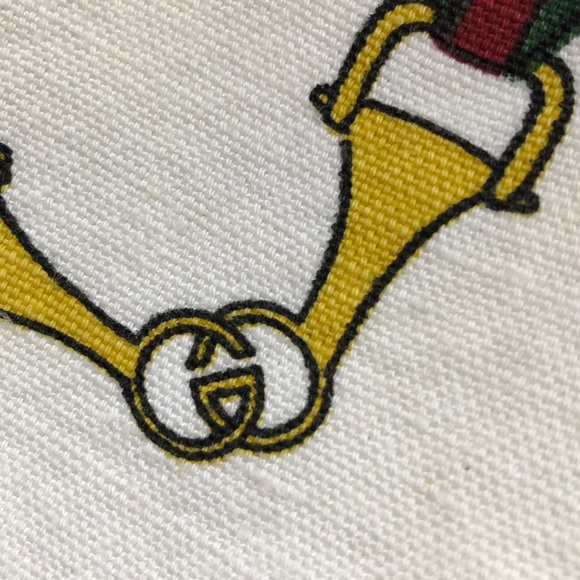 GUCCI linen/cotton dinner napkins. Set of 6 - Picture 5 of 7